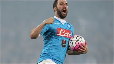 Quel est le surnom de Gonzalo Higuain ?