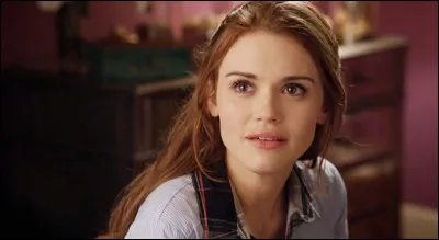 Qui sort avec Lydia ?