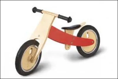 Comment appelle-t-on ce vélo sans pédale destiné aux tout-petits ?