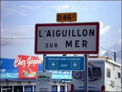 Je vous emmène en Vendée, à L'Aiguillon-sur-Mer. C'est une station balnéaire située sur ...