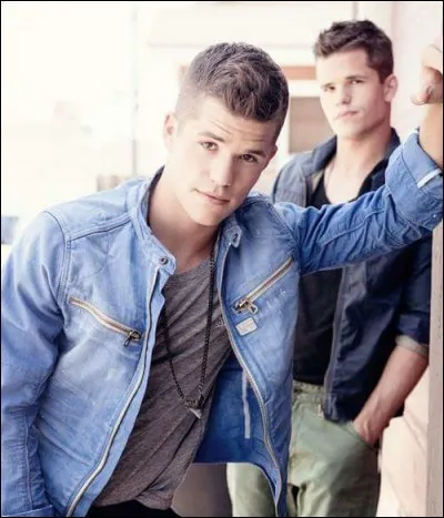 Qui sont les jumeaux ?