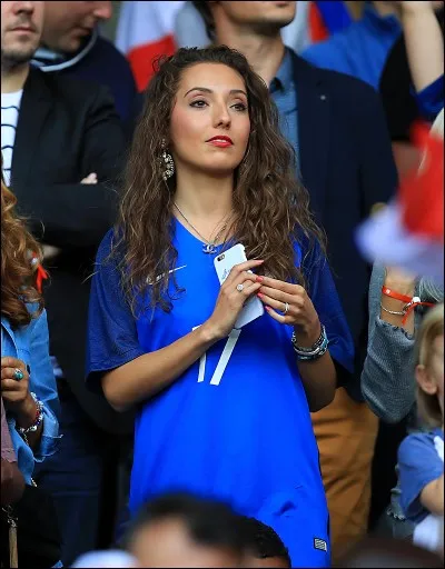 La femme de Lucas Digne se pr&eacute;nomme :