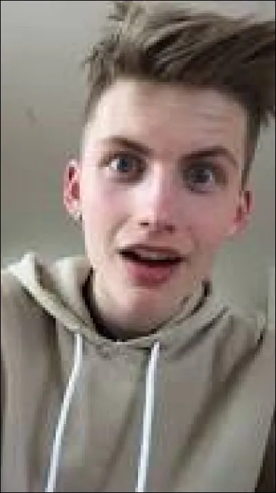 Quelle est sa chaîne en plus ?