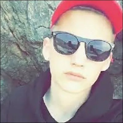 Dans quel groupe est Tim ?