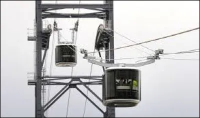 En 2016, dans quelle ville française a-t-on inauguré le premier téléphérique urbain ?