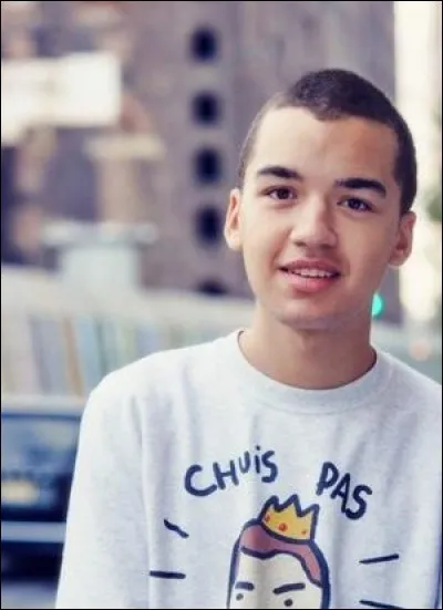 Quel âge a Oli en 2016 ?