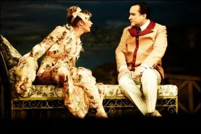 N- "Nono" est la première comédie écrite par Sacha Guitry.