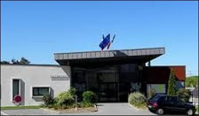 Village de Mayenne, Saint-Jean-sur-Mayenne se situe en région ...