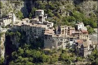Je vous propose de partir à la découverte de Touët-sur-Var. Village perché azuréen, il se situe dans le département ...