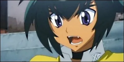 Qui, dans "BeyWheelz", est un membre de l'&eacute;quipe d'Estrella ?