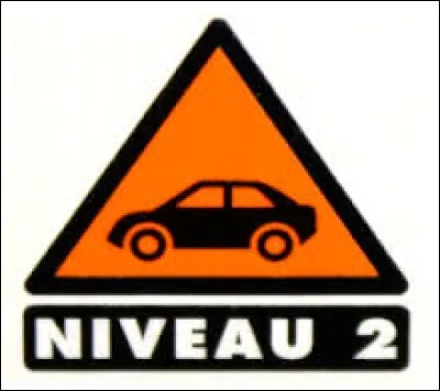 Quel comportement dois-je adopter lorsque je vois ce logo sur la boîte de mon médicament ?