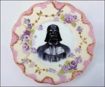 Grâce à qui cette assiette a-t-elle la force ?