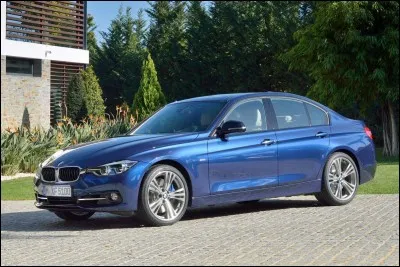 Quel est le modèle de cette voiture ?