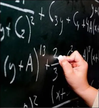 Et si on parlait un peu de mathématiques ! Dans laquelle de ces opérations le point peut-il être le signe ?