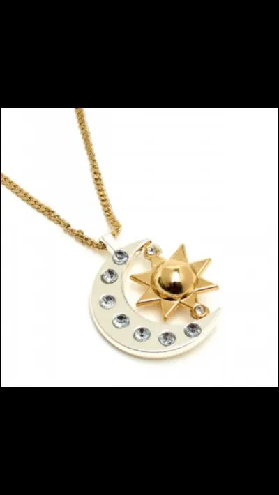 À quoi le pendentif de Luna ressemble-t-il ?