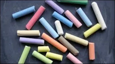 Complétez : __ craie.