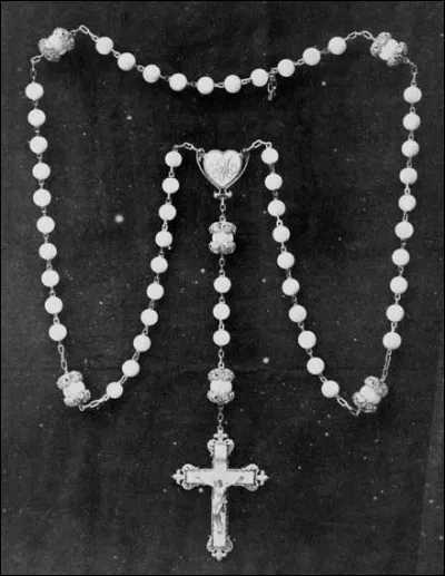 De combien de perles est constitué un chapelet catholique ?