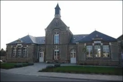 Saint-Eliph est un village Eurélien situé en région ...