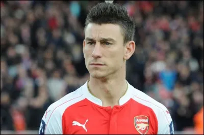 Qui est ce défenseur ?