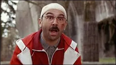 Le film "Le Père Noël est une ordure" a été réalisé par Jean-Marie Poiré.