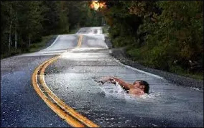 "La baignade va être agitée" avec ___ .