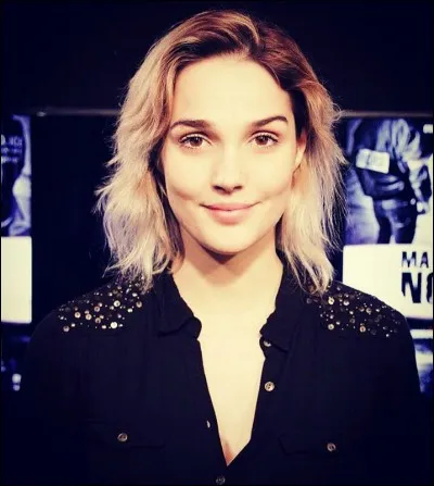 Comment s'appelle le film dans lequel elle joue le rôle d'Hélène ?