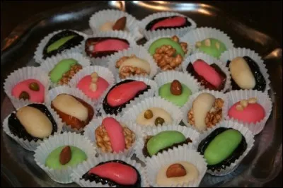 Savez-vous comment on appelle ces gourmandises, souvent confectionnées "maison" ?