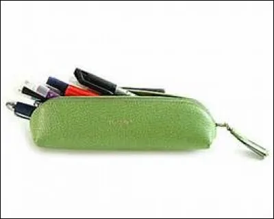 Comment dit-on "une trousse" ?