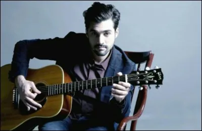 Laquelle de ces chansons n'est pas issue de son 1er album ?