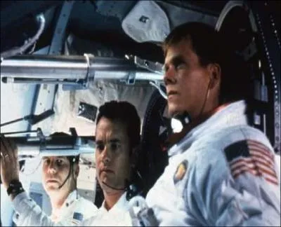 Sur quelle mission lunaire amricaine Ron Howard a-t-il ralis un film en 1995 avec Tom Hanks, Bill Paxton et Kevin Bacon dans les rles principaux ?