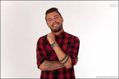 Comment s'appelle le meilleur ami de Julien ?