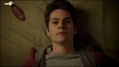 Dans 3x06, à qui Stiles sauve-t-il la vie ?