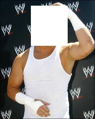 Qui est-ce ? (il porte un chapeau)