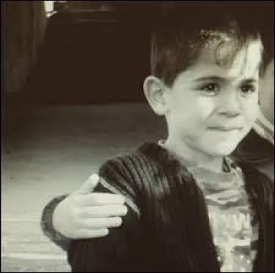 Son père s'appelle :