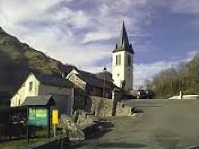 Le village aquitain de Louvie-Soubiron se trouve dans le département ...