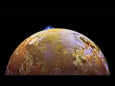 Il existe des volcans actifs sur la planète Mars.