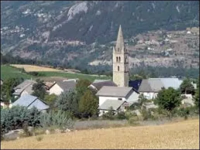 Village azuréen de l'arrondissement de Briançon, Eygliers se trouve dans le département ...