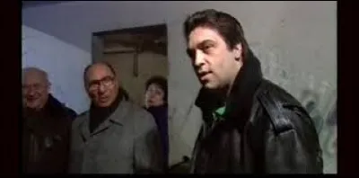 Dans quelle chanson entend-on : "En fait, j'ai les couilles de papa"?