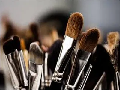 Je n'aime pas me __.