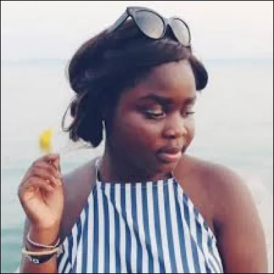 Son nombre de vidéos est de...