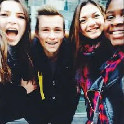 Son signe astrologique est...