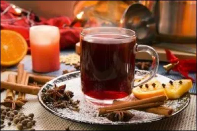 Que sert-on souvent dans les marchés de Noël en Alsace ?