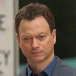 Dans quelle série joue-t-il ?