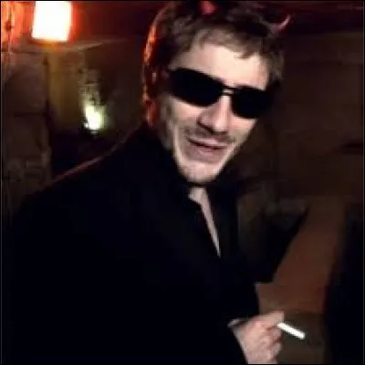 Quel est l'épisode où il joue du piano ?