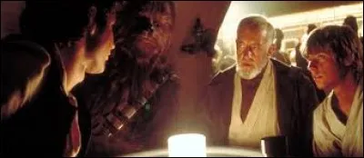 Comment s'appelle le bar dans lequel Ben Kenobi et Luke rencontrent Han Solo ?