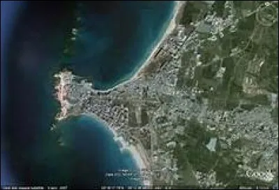 Laquelle de ces villes n'est pas située en Syrie ?