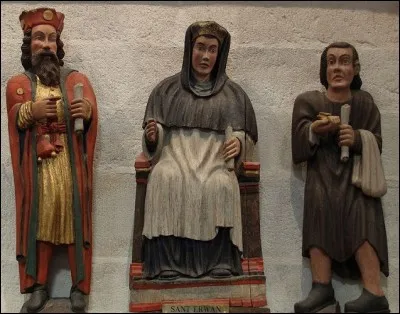 « Qui tire au peigne de saint Yves est tôt comme un roi riche » : quelle était la profession du saint patron breton avant d'entrer dans les ordres ?