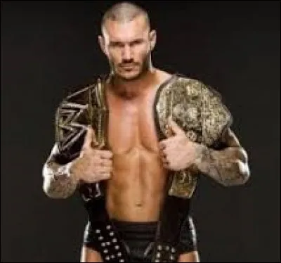Quels titres, ou quelles récompenses, Randy Orton a-t-il gagné(es) dans sa carrière ?