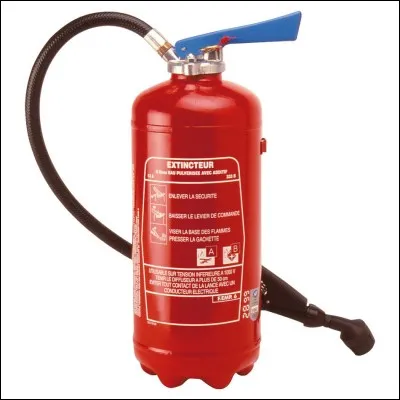 Qu'y a-t-il dans les extincteurs bleus ?