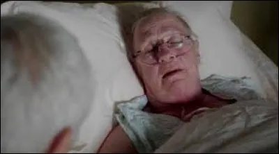 Lequel de ces personnages ne meurt pas dans les derniers épisodes de la série ?